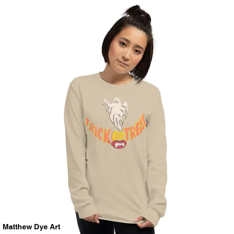Beige long-sleeved shirt in Ghostly Grin offers spooktacular comfort for all