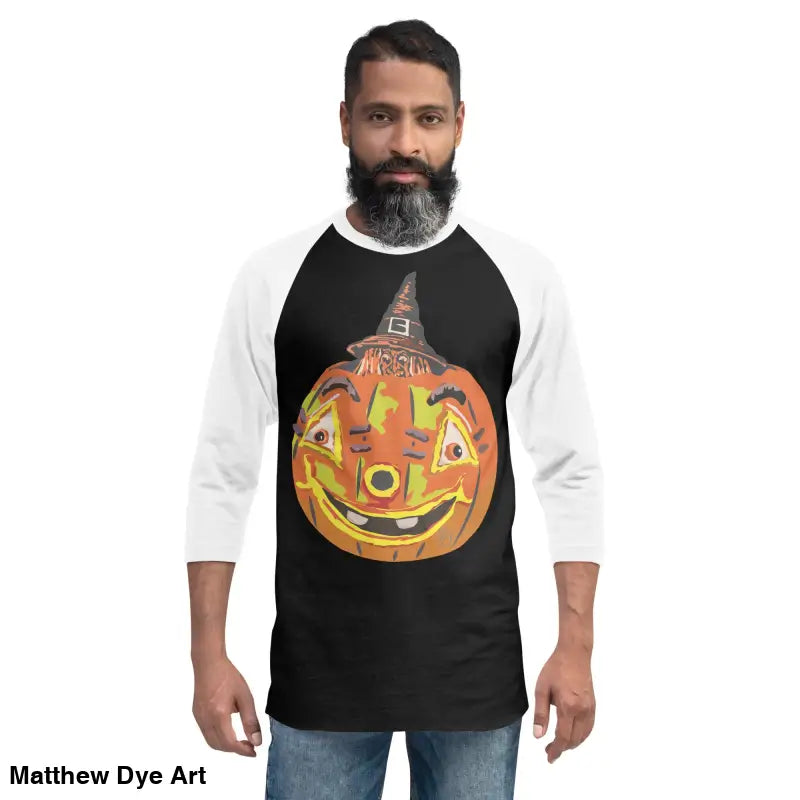 Stylish raglan shirt featuring a charming retro Halloween pumpkin design