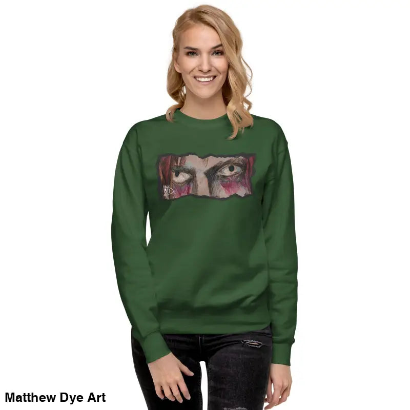 Green sweatshirt featuring an eye graphic, embodying urban elegance and classic sweatshirt silhouette