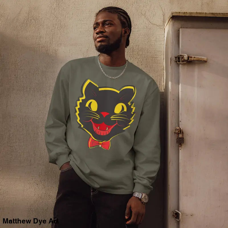 Long-sleeved shirt featuring vintage cat graphic from Witchy & Warm collection