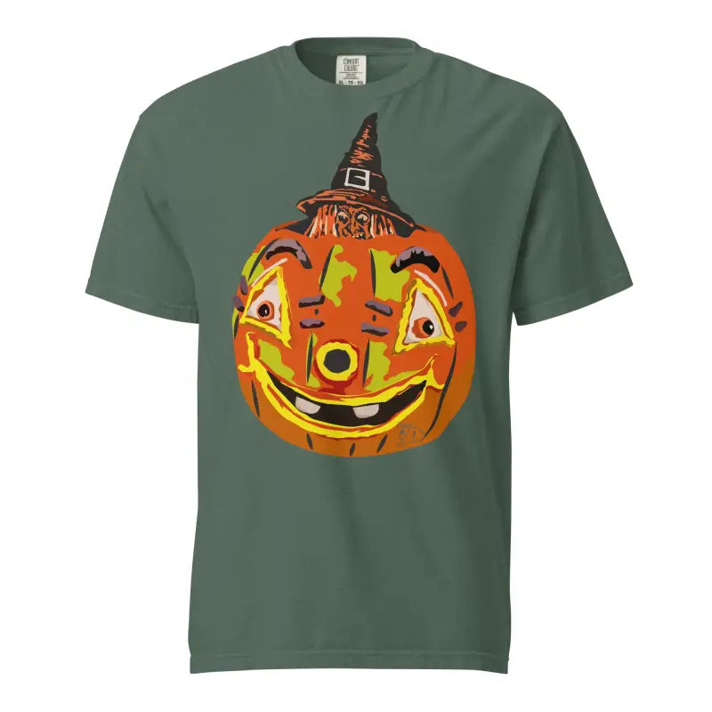 Vintage-style Halloween t-shirt featuring a smiling jack-o’-lantern with a witch hat