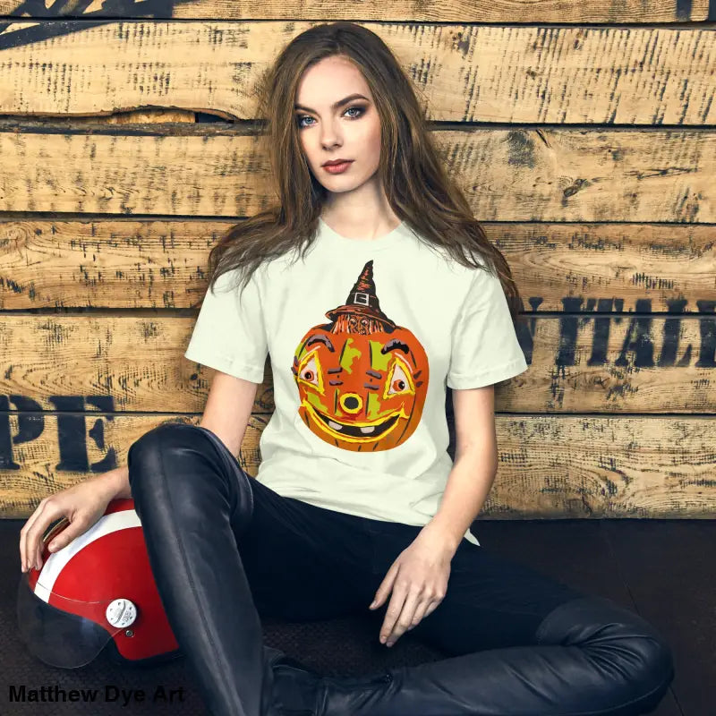 Comfortable cotton pumpkin witch unisex tee for Halloween celebrations