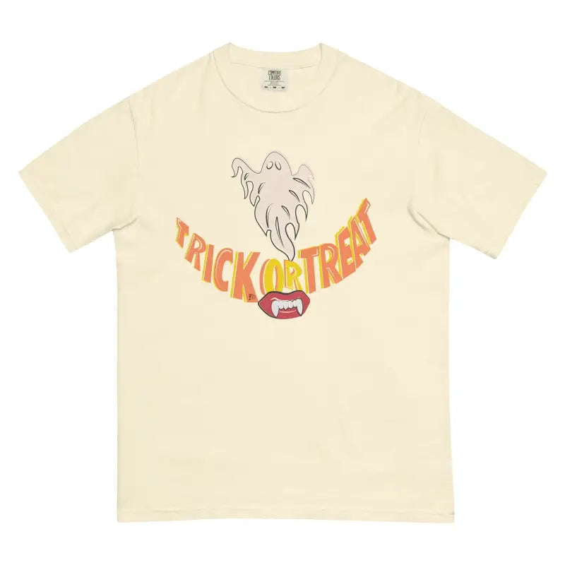 Cream-colored smiles heavyweight t-shirt with ghost graphic and Trick or Treat text