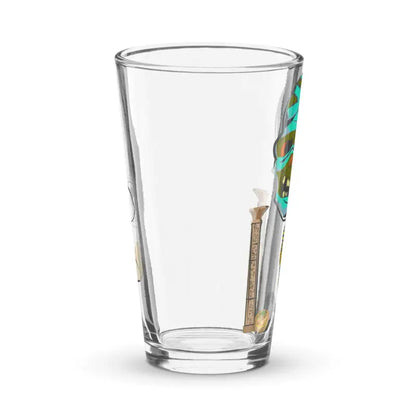 Clear shaker pint glass with decorative design, ideal for refreshing beverages