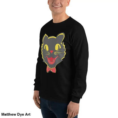 Black long sleeve shirt featuring vintage cat graphic for unisex Halloween style